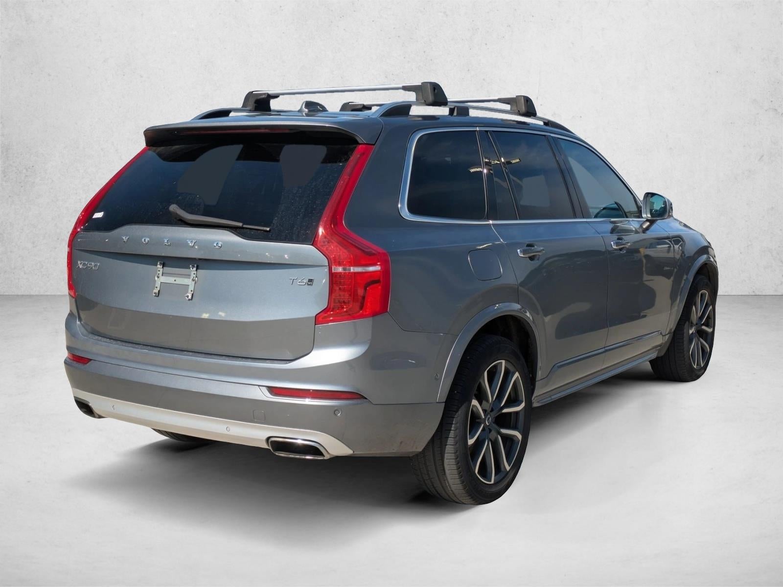 2017 Volvo XC90 T6 AWD 7-Passenger Momentum