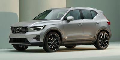 2023 Volvo XC40 B4 FWD Plus Bright Theme