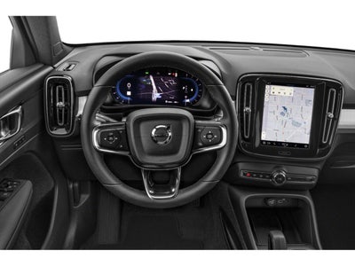 2025 Volvo XC40 B5 AWD Plus Dark Theme