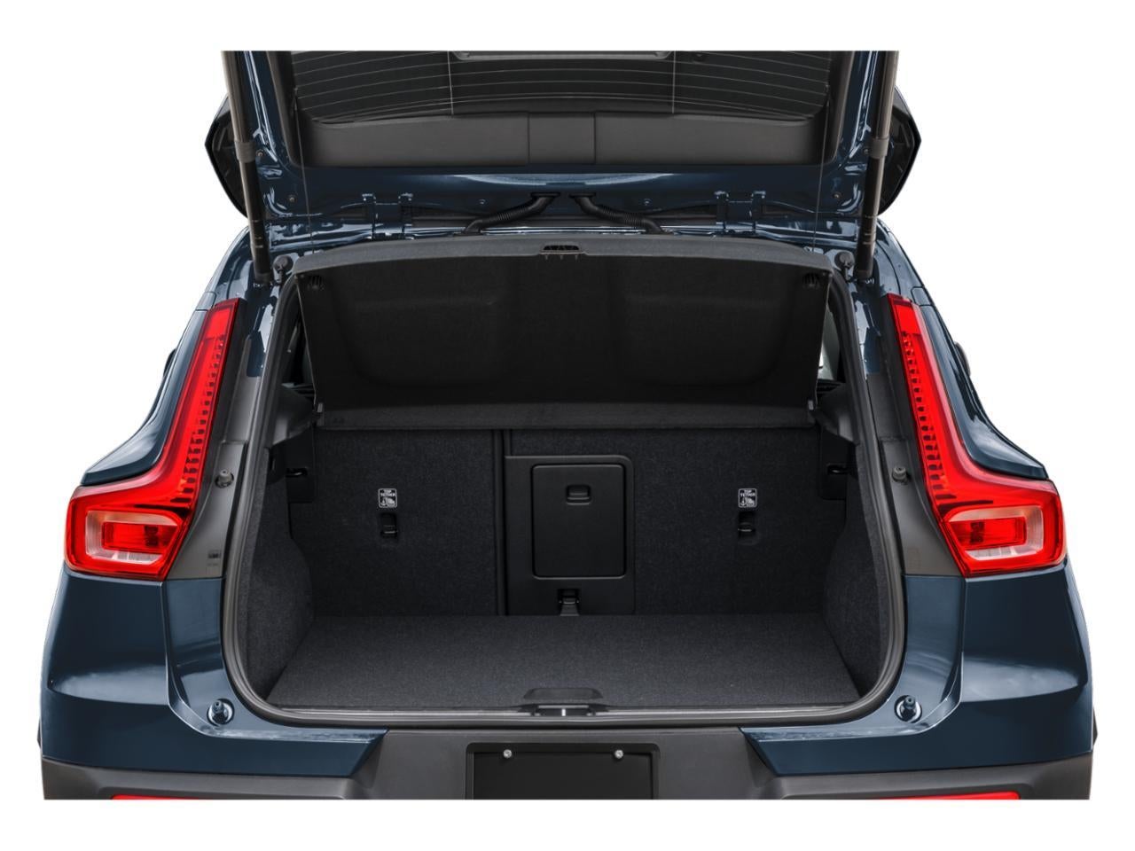 2026 Volvo XC40 B5 AWD Ultra
