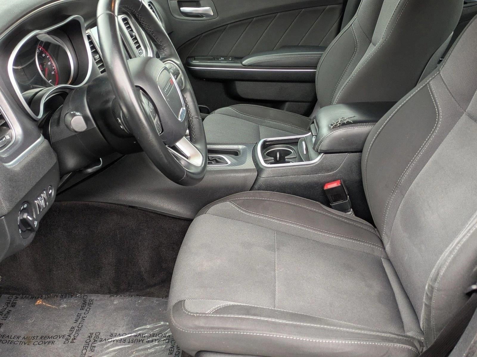 2017 Dodge Charger SXT RWD