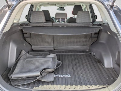 2023 Toyota RAV4 LE AWD (Natl)