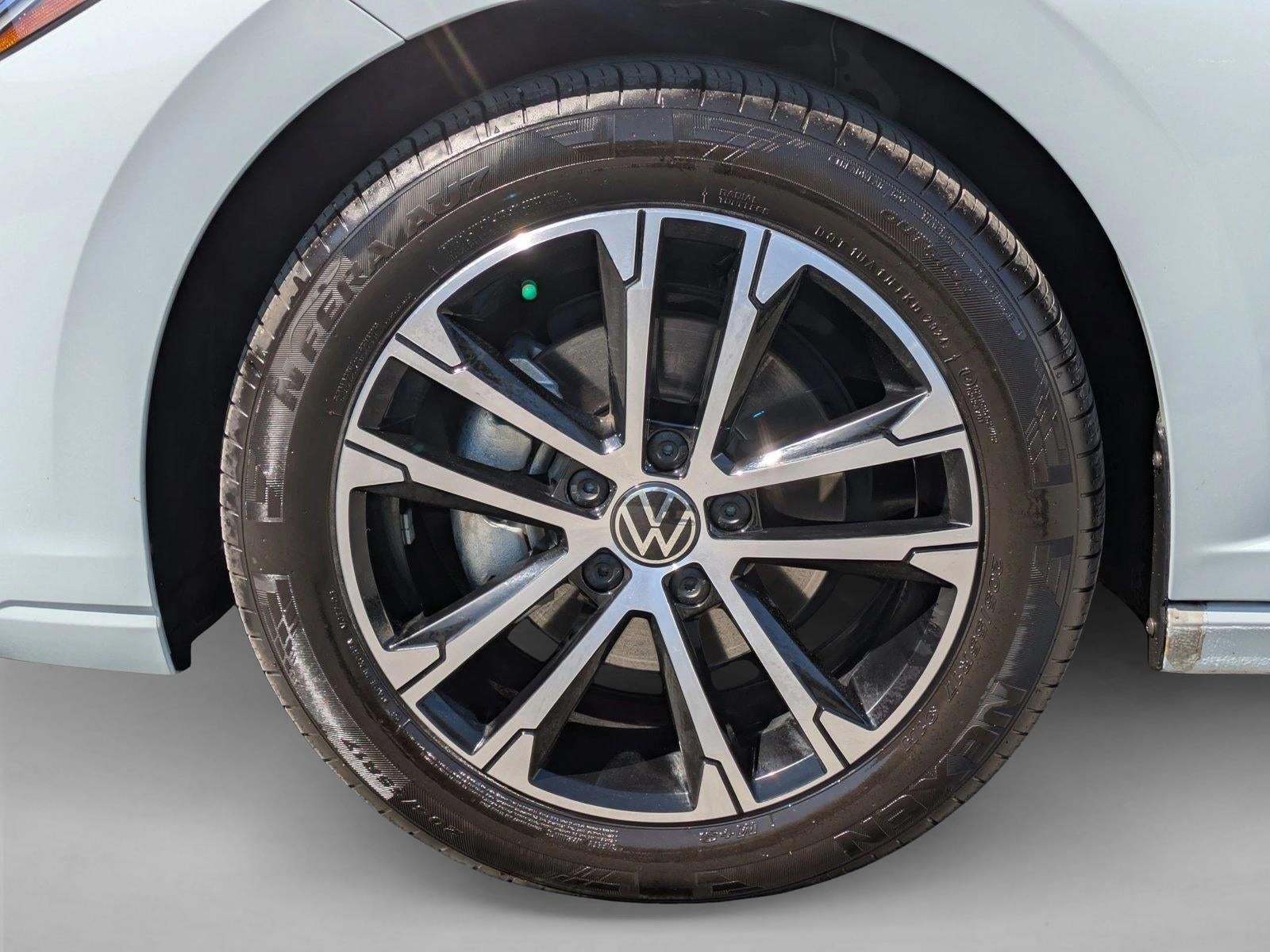 2025 Volkswagen Jetta Sport Auto