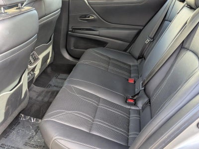 2020 Lexus ES 300h Luxury FWD