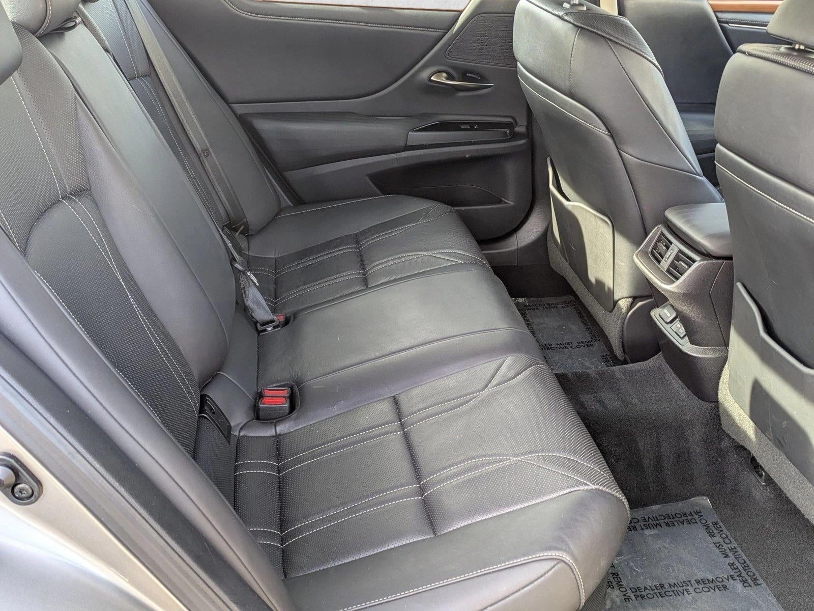 2020 Lexus ES 300h Luxury FWD