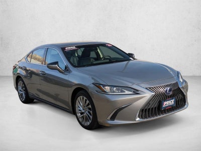 2020 Lexus ES 300h Luxury FWD