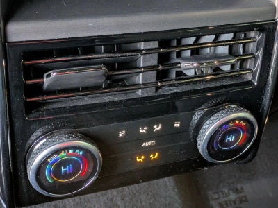 2024 Land Rover Range Rover Sport P360 SE