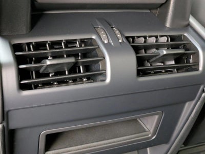 2026 Land Rover Defender 110 P400 X-Dynamic SE