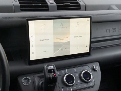 2023 Land Rover Defender 110 X-Dynamic SE AWD