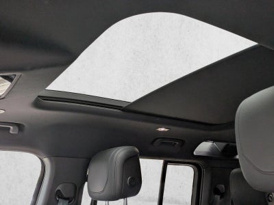 2023 Land Rover Defender 110 X-Dynamic SE AWD