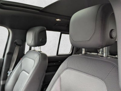 2023 Land Rover Defender 110 X-Dynamic SE AWD