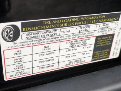 2023 Land Rover Defender 110 X-Dynamic SE AWD