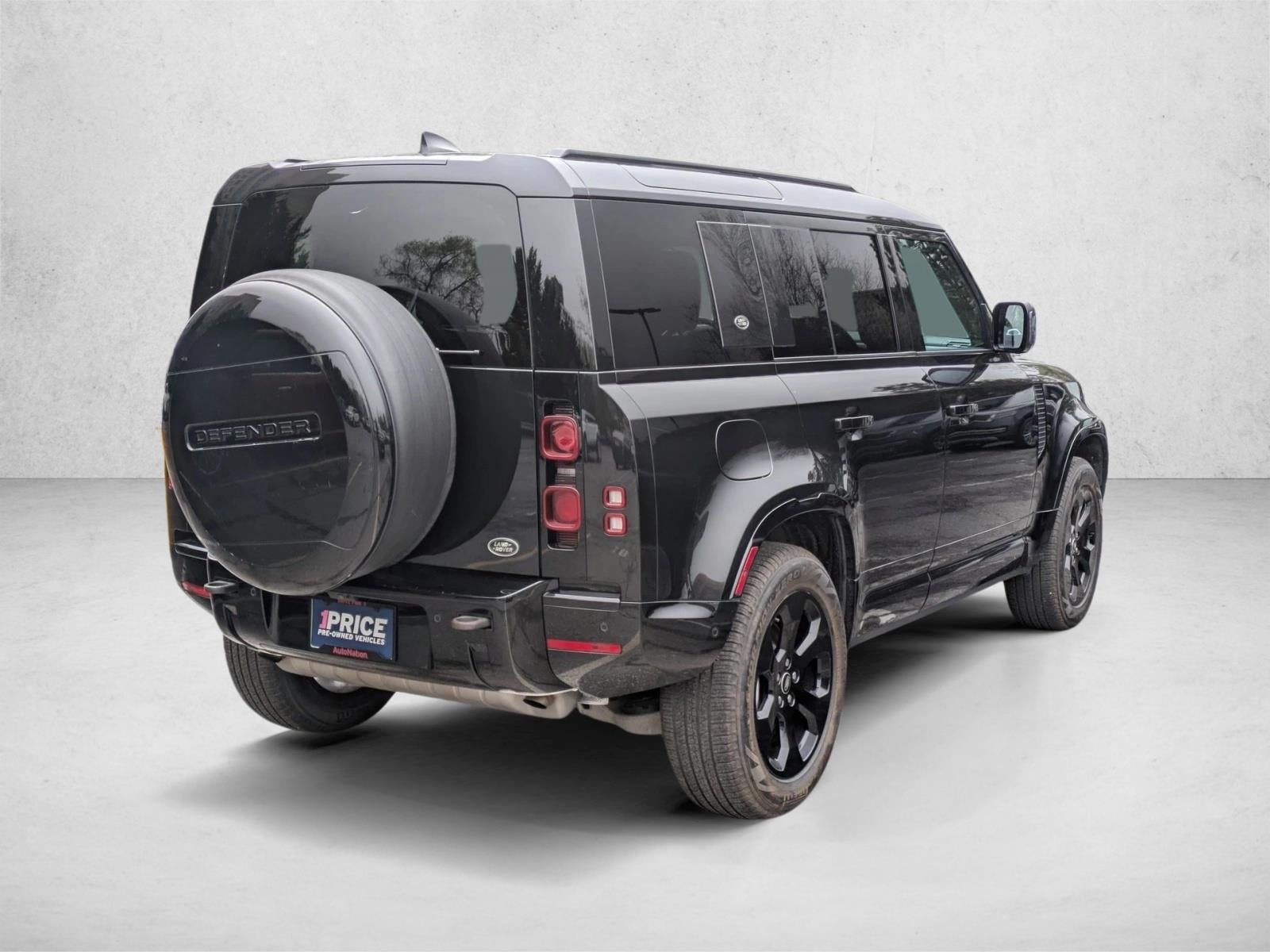 2023 Land Rover Defender 110 X-Dynamic SE AWD
