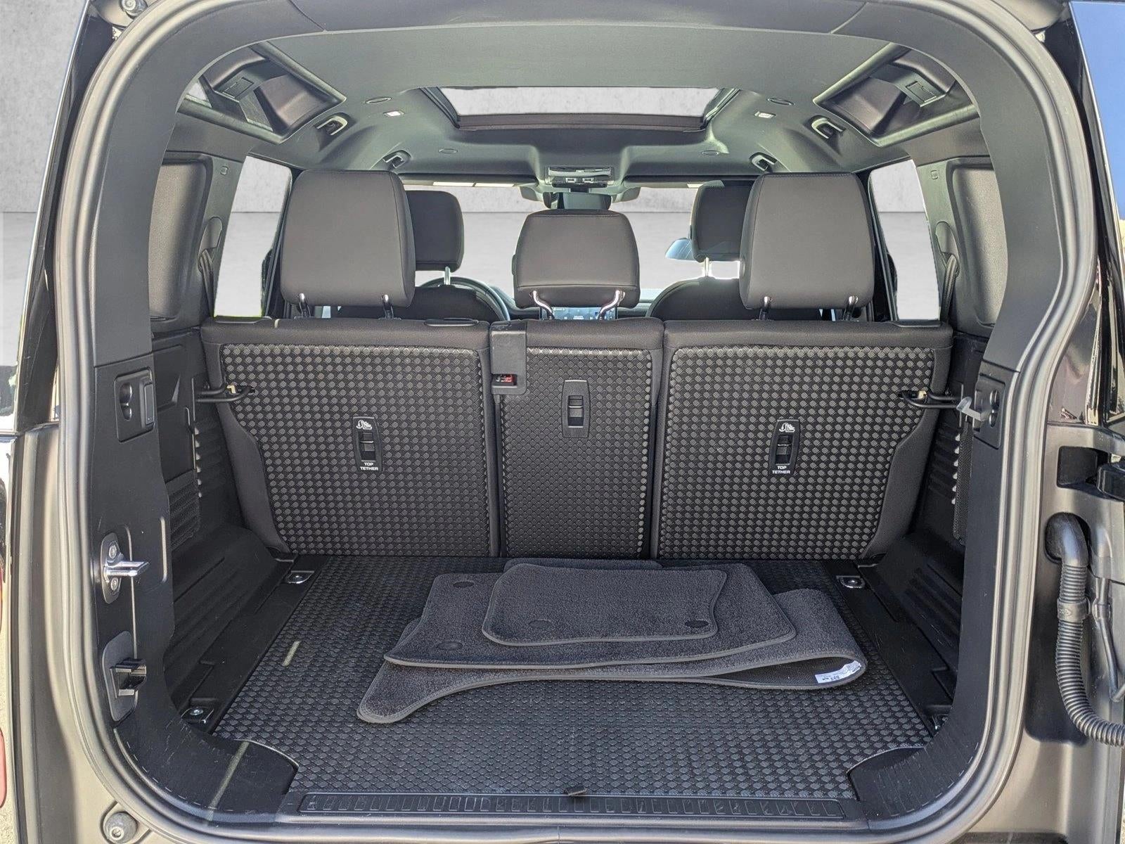 2025 Land Rover Defender 110 P300 S