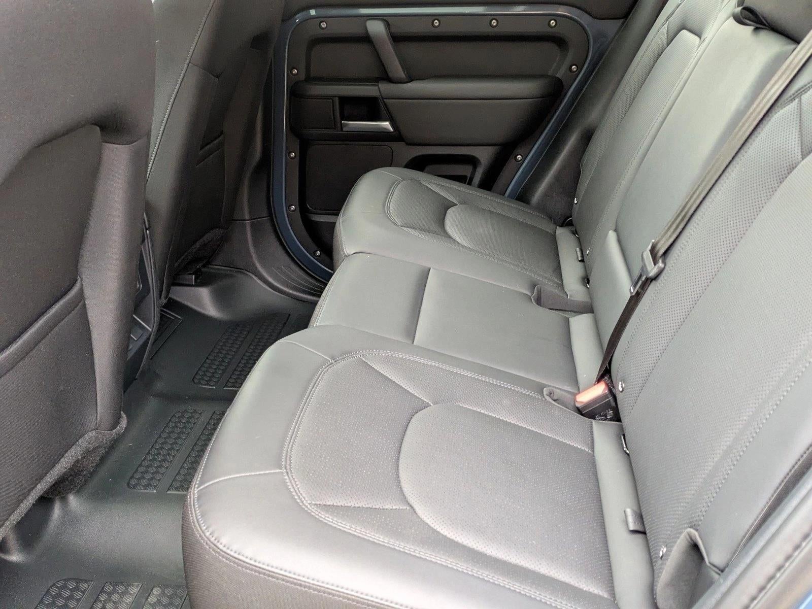 2025 Land Rover Defender 110 P300 S