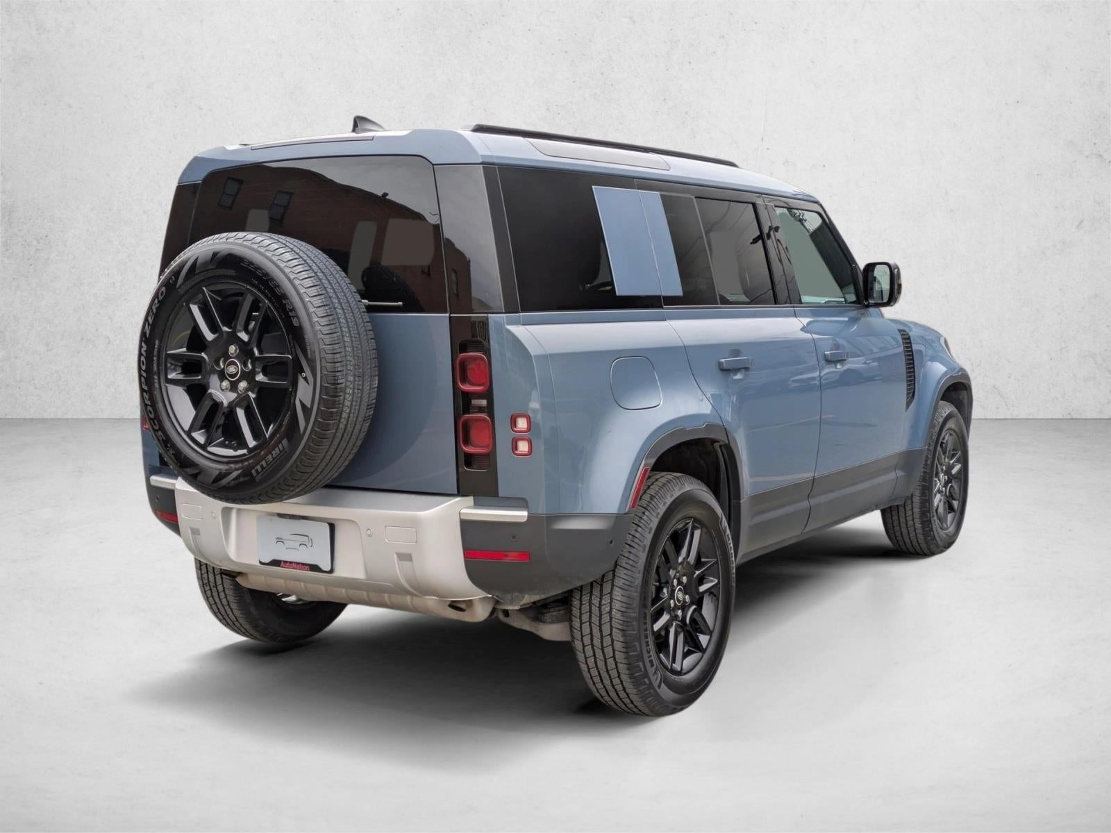 2025 Land Rover Defender 110 P300 S