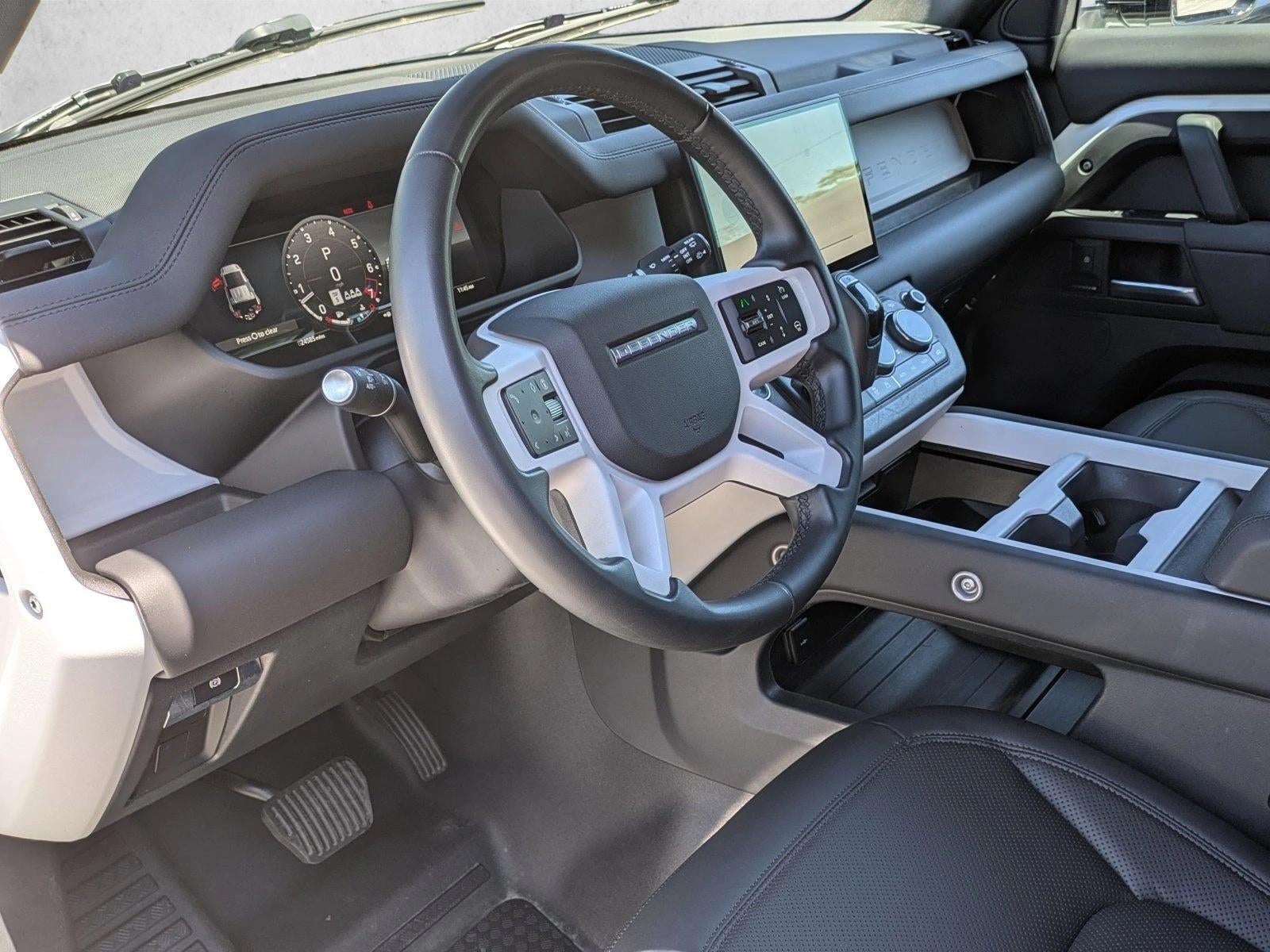 2025 Land Rover Defender 110 P300 S