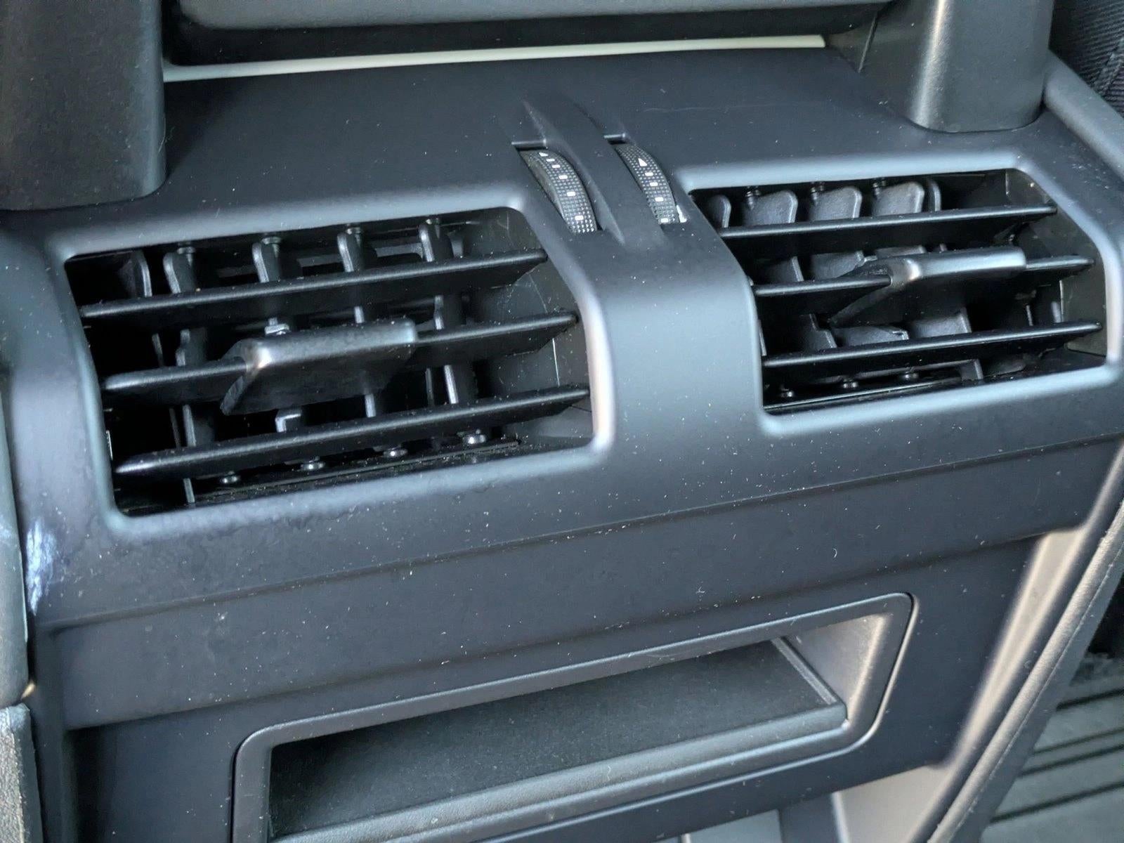 2025 Land Rover Defender 110 P300 S