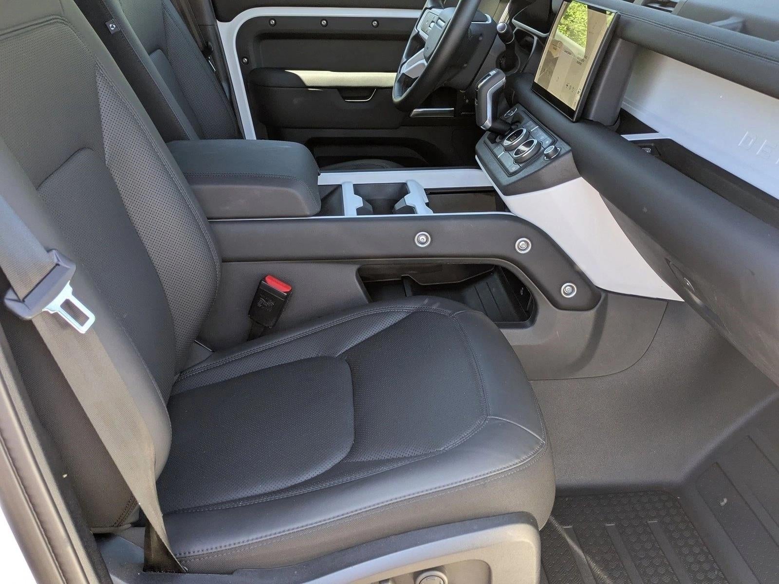 2025 Land Rover Defender 110 P300 S