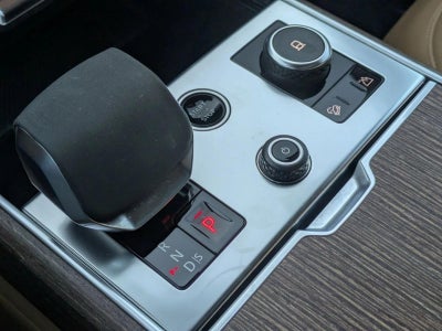 2023 Land Rover Range Rover P530 SE SWB