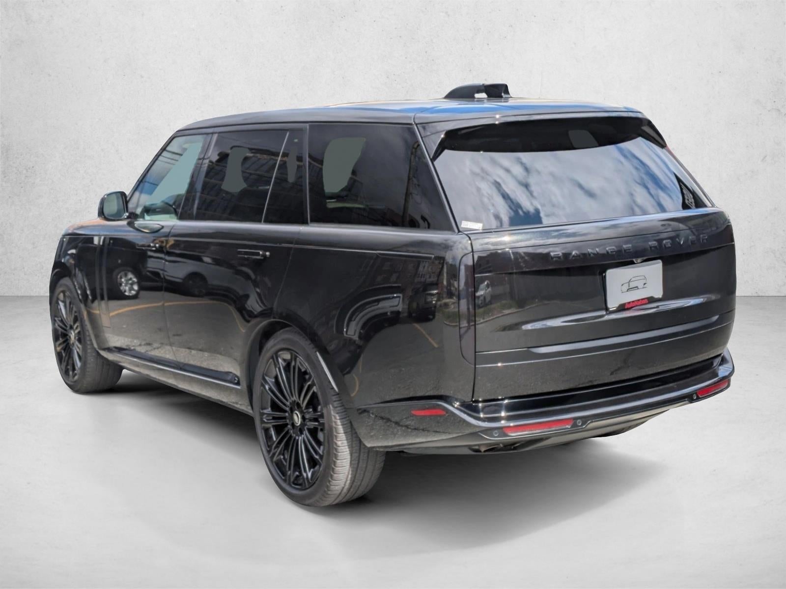 2024 Land Rover Range Rover P530 SE LWB 7 Seat