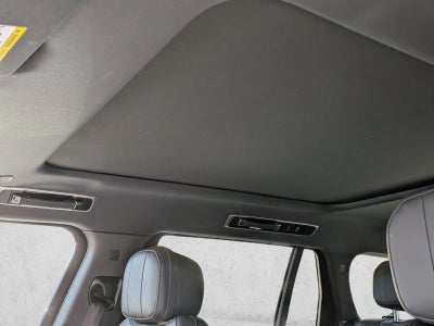 2023 Land Rover Range Rover P400 SE LWB 7 Seat