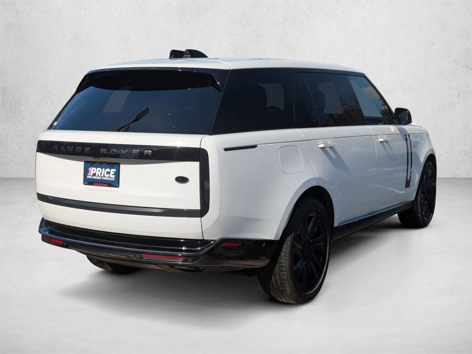 2023 Land Rover Range Rover P400 SE LWB 7 Seat