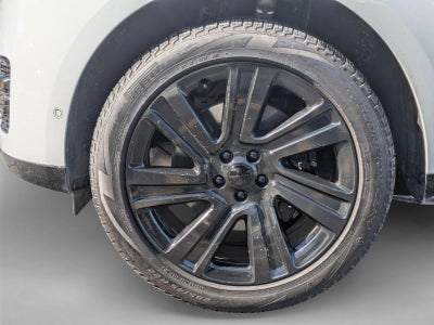 2023 Land Rover Range Rover P400 SE LWB 7 Seat