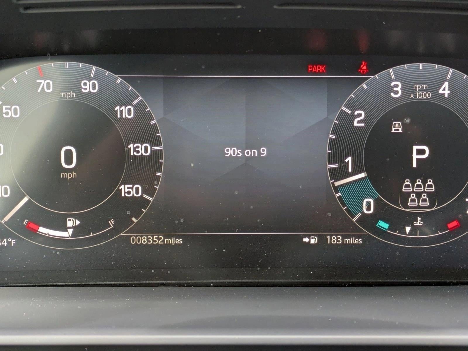 2024 Land Rover Discovery P300 Dynamic SE