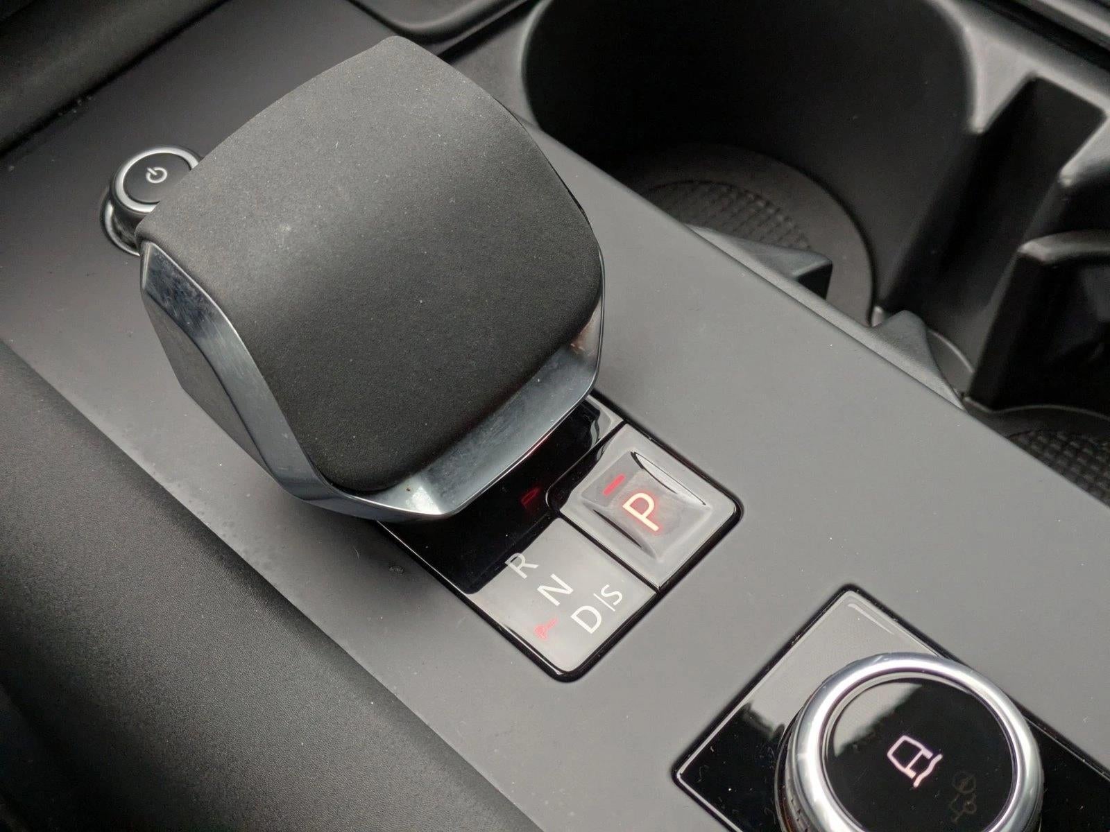 2024 Land Rover Discovery P360 Dynamic SE