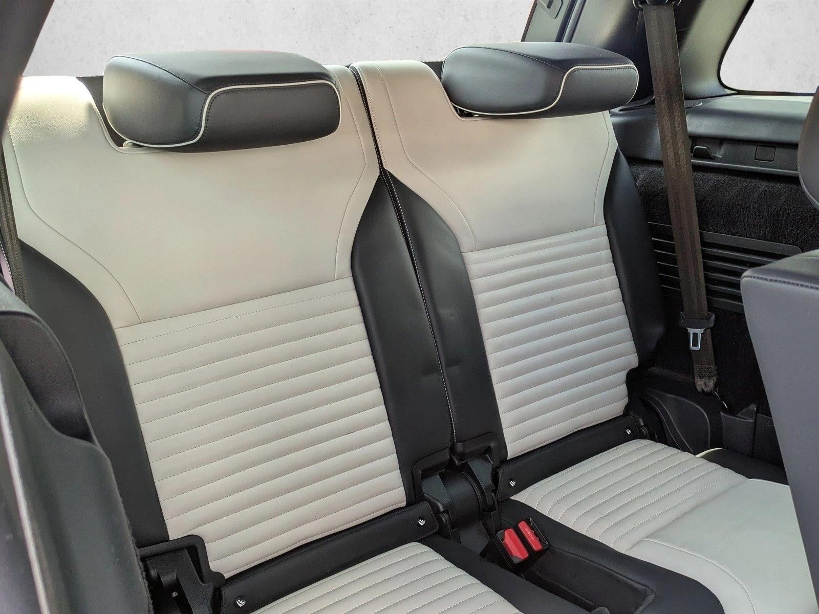 2021 Land Rover Discovery P360 HSE R-Dynamic