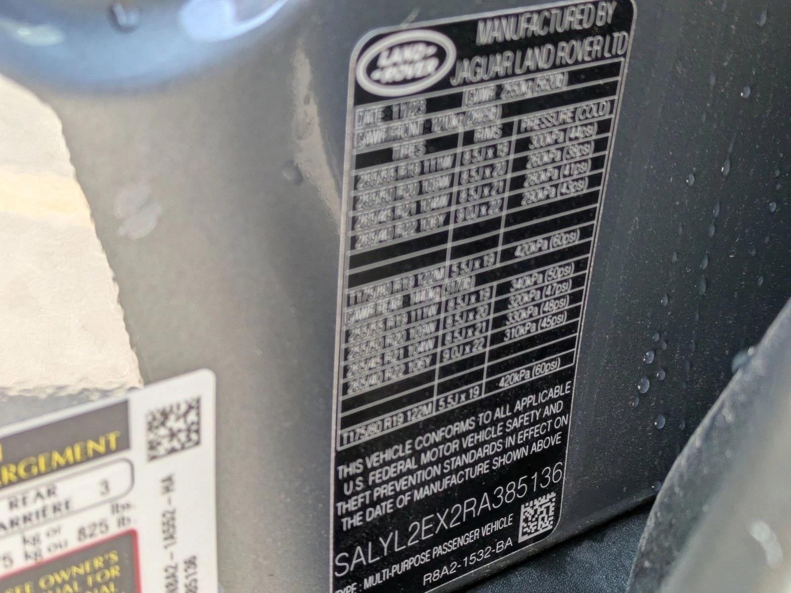 2024 Land Rover Range Rover Velar P250 Dynamic SE