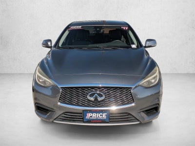 2017 INFINITI QX30 Luxury FWD