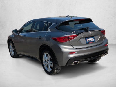 2017 INFINITI QX30 Luxury FWD
