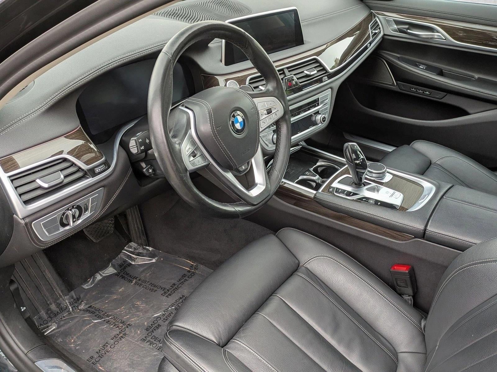 2021 BMW 740i xDrive Sedan