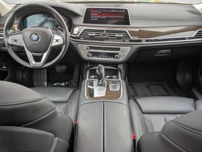 2021 BMW 740i xDrive Sedan