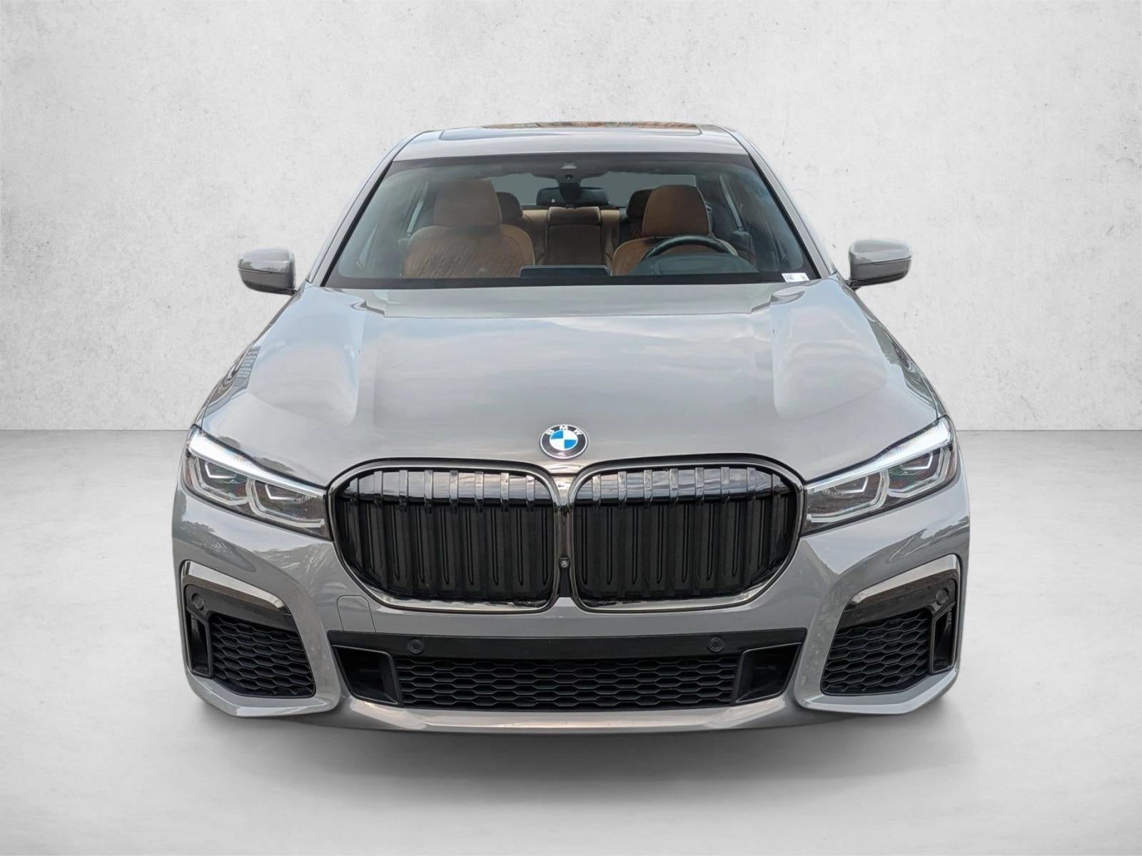 2022 BMW 740i xDrive Sedan