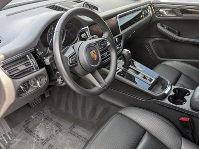 2024 Porsche Macan AWD