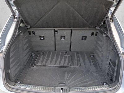 2024 Porsche Macan AWD