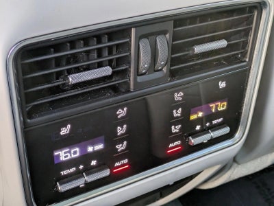 2022 Porsche Cayenne AWD