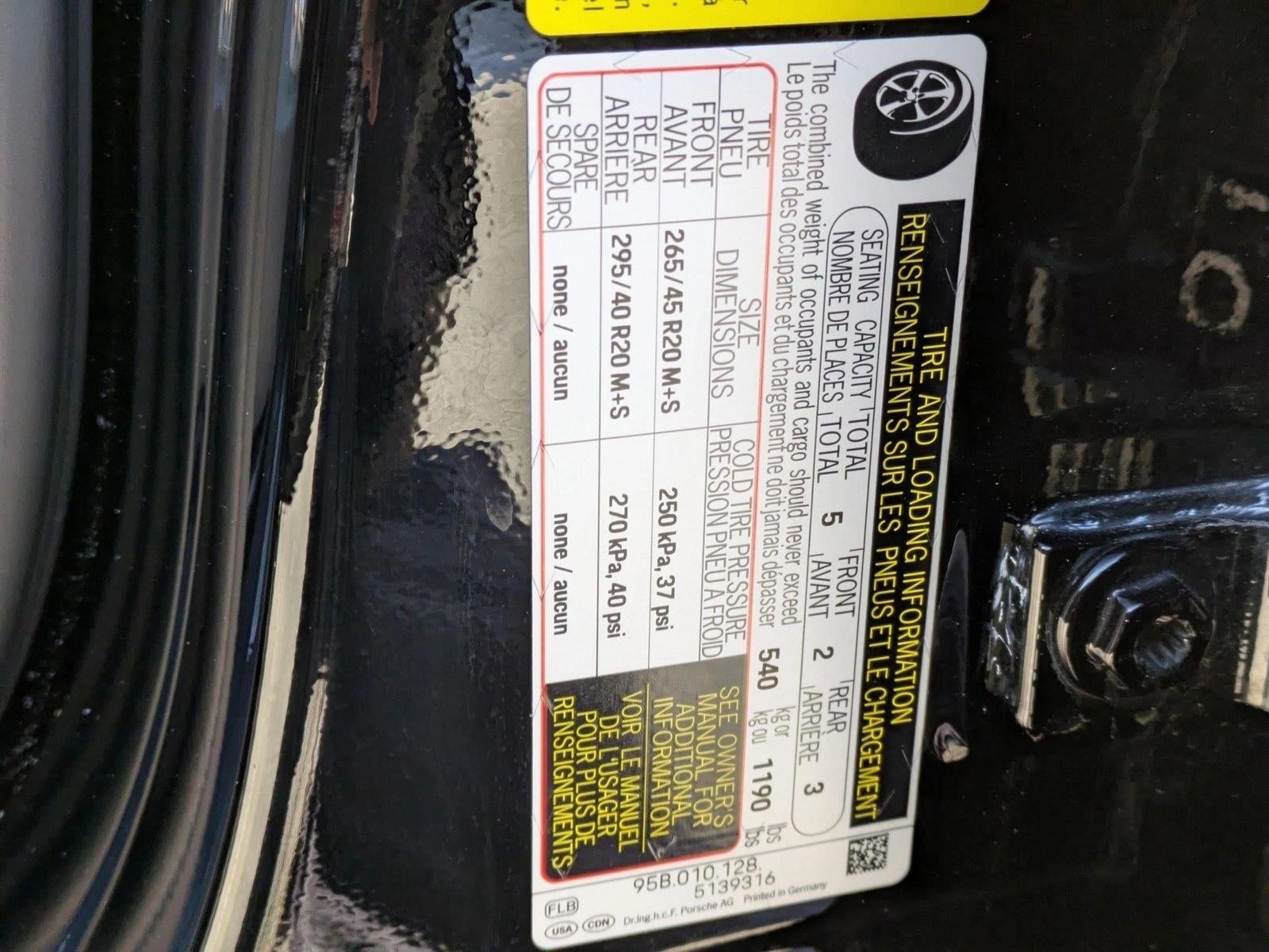 2023 Porsche Macan S AWD