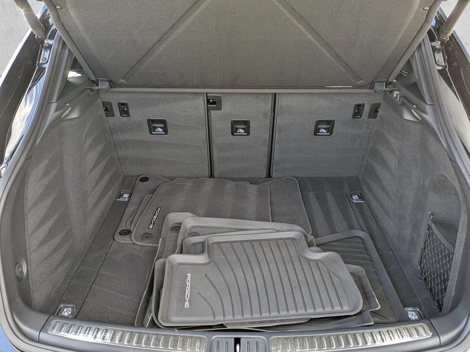 2023 Porsche Macan S AWD