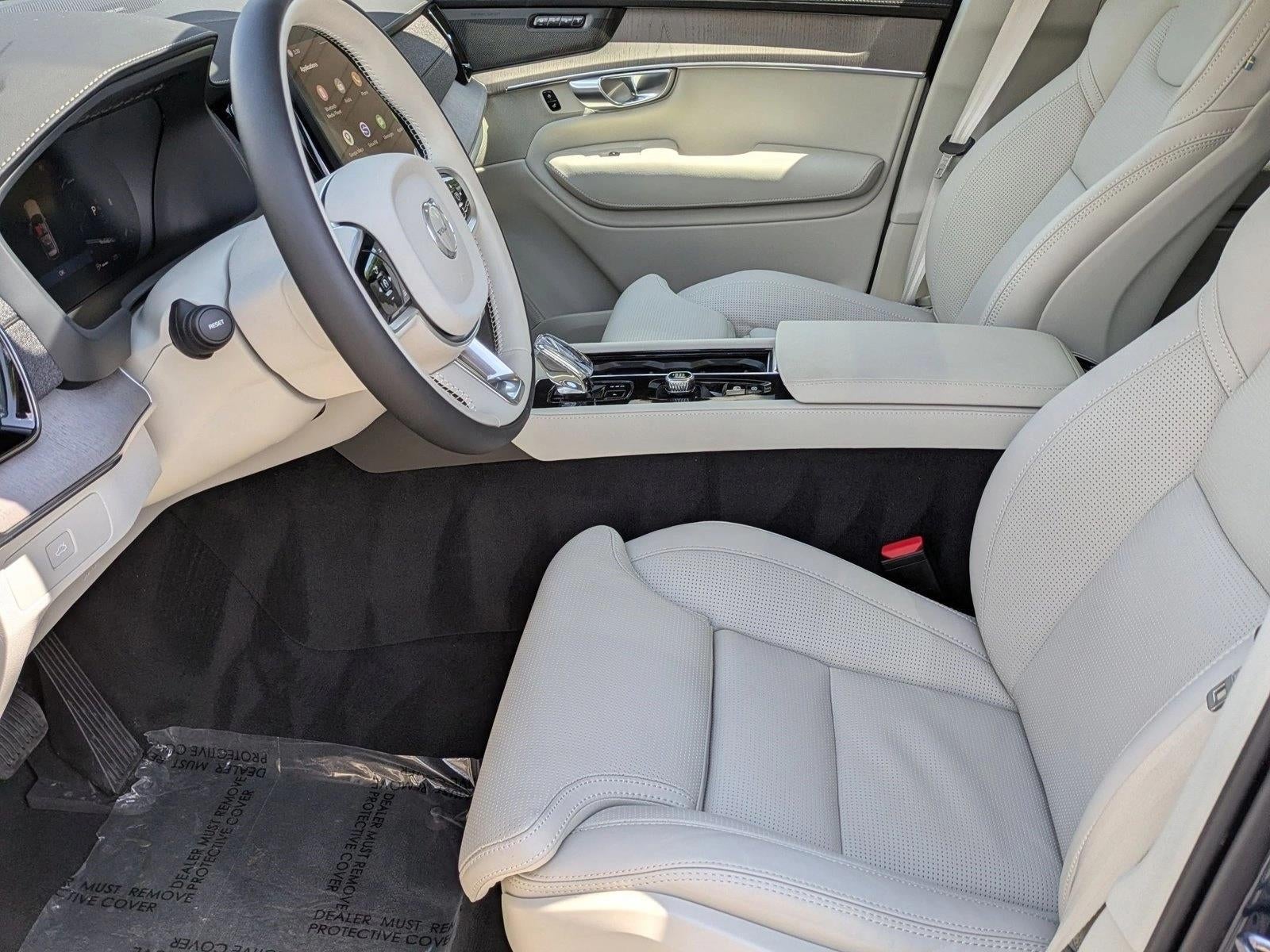 2026 Volvo XC90 B6 AWD Ultra Dark Theme 7-Seater