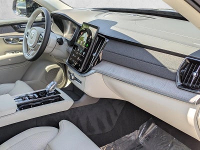 2026 Volvo XC90 B6 AWD Ultra Dark Theme 7-Seater