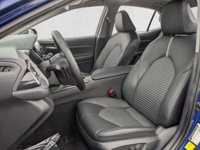 2024 Toyota Camry SE Auto (SE)