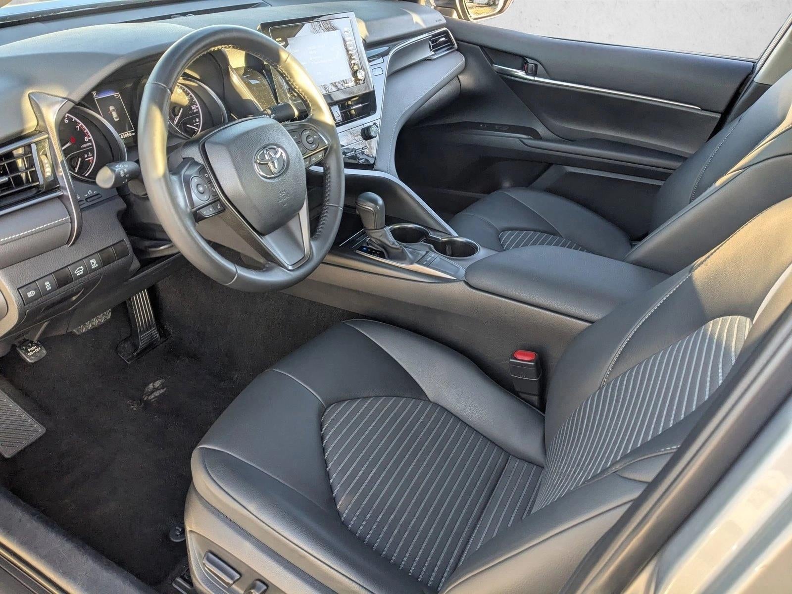 2024 Toyota Camry SE Auto (SE)