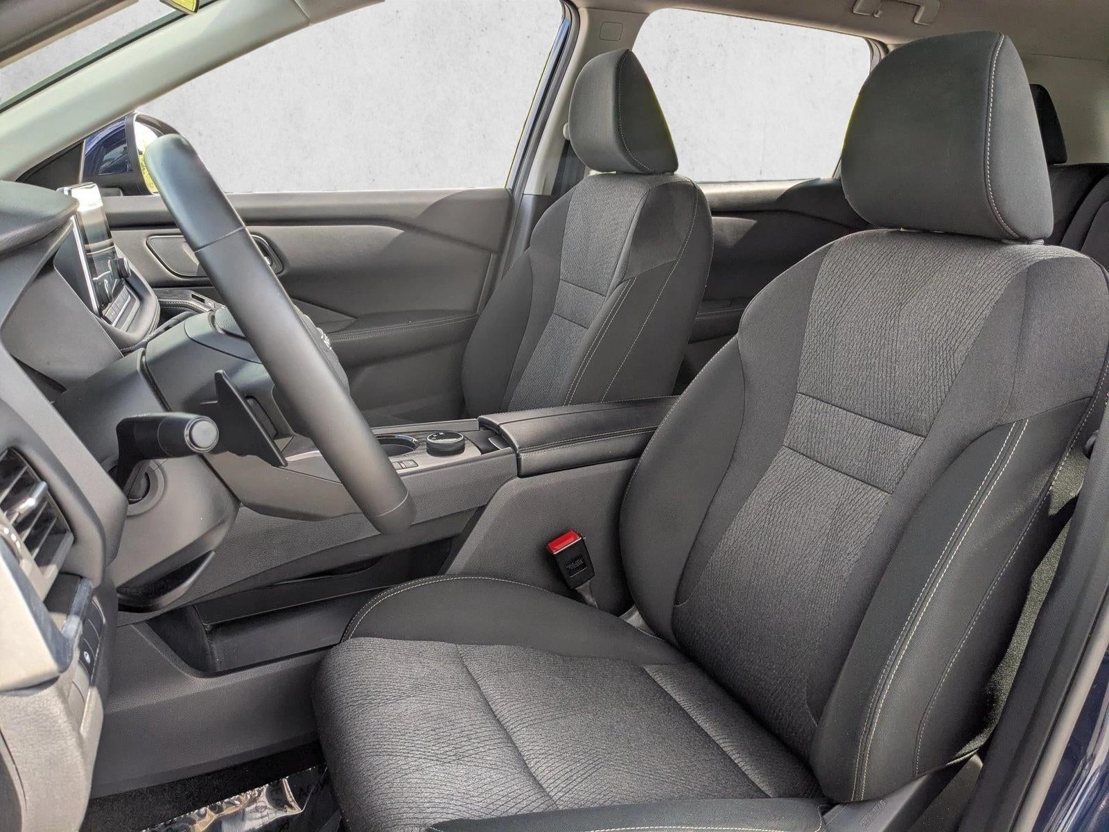 2025 Nissan Rogue AWD SV