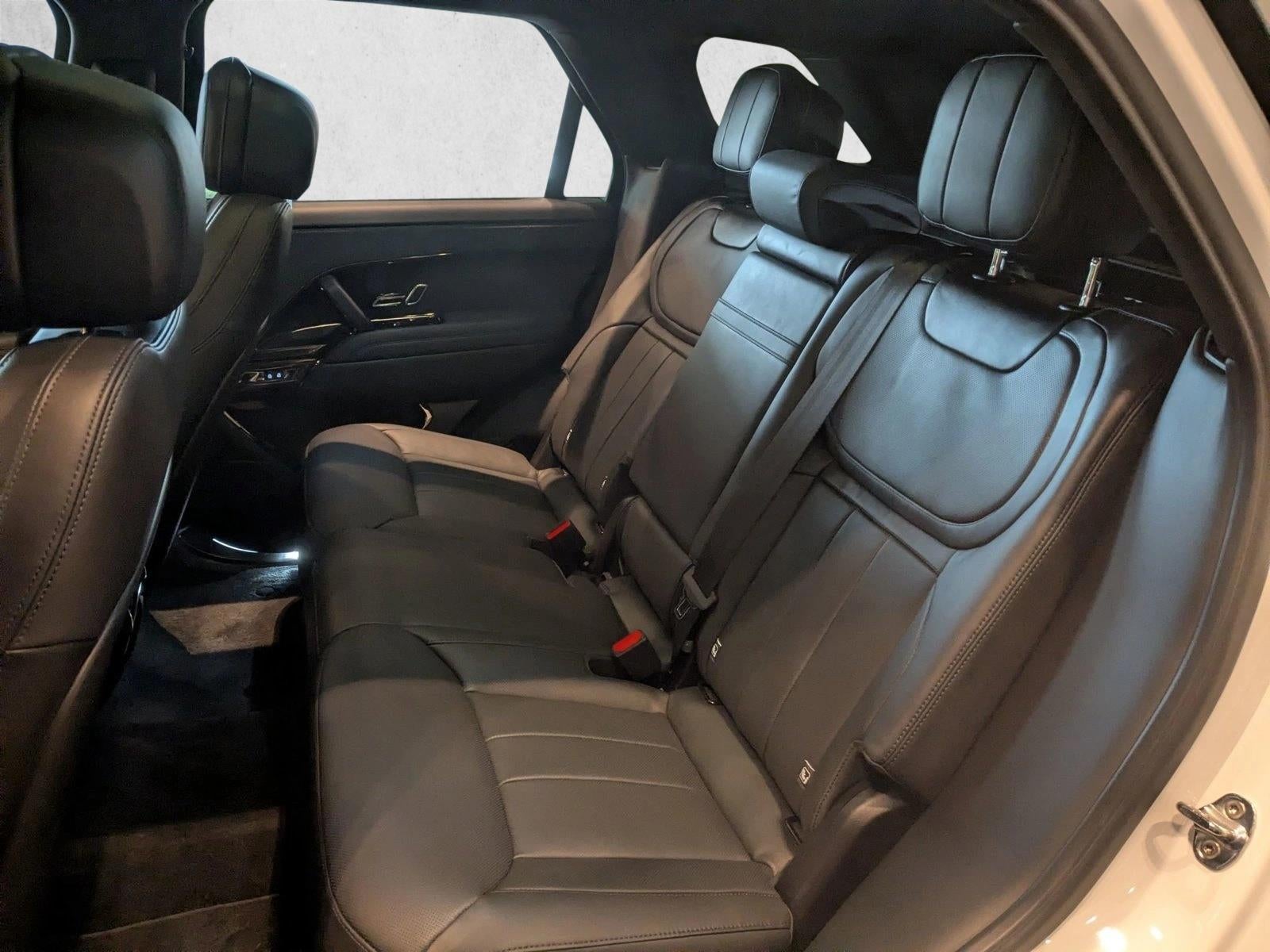 2025 Land Rover Range Rover Sport P360 SE