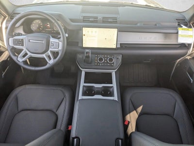 2025 Land Rover Defender 110 P400 X-Dynamic SE