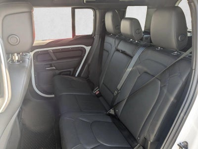 2025 Land Rover Defender 110 P400 X-Dynamic SE